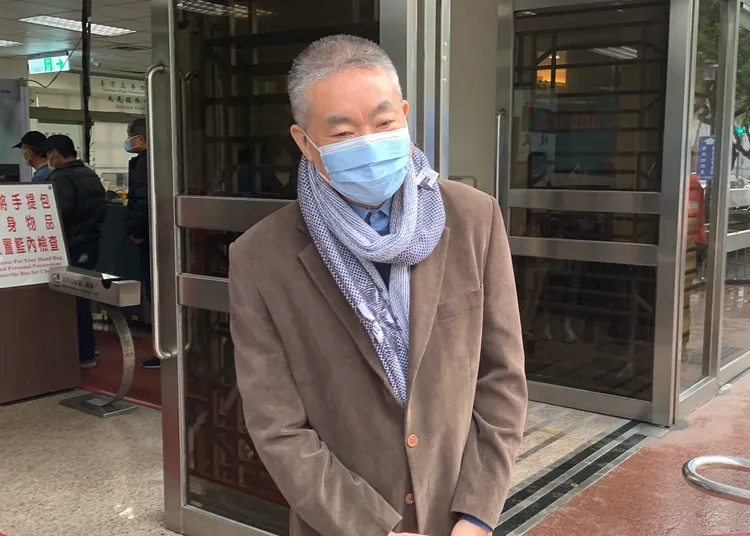 醫師孔繁錦涉嫌性侵女病患，今到高院出庭。丁牧群攝