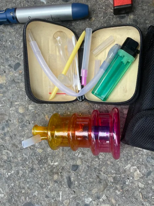 桃園男騎士違規遭盤查　他身藏「這些東西」爆衝襲警被逮