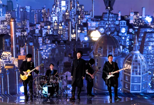 五月天砸億元線上跨年玩XR延展實境　200公分巨型喵星人亮相萌翻