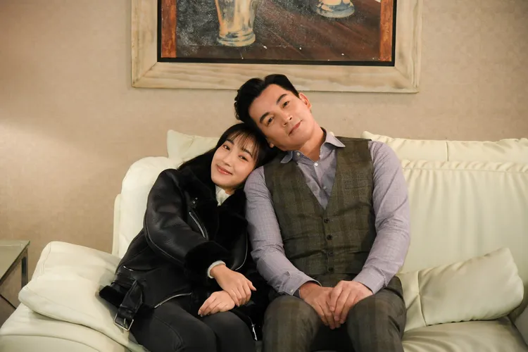 伊正（右）和夏宇禾劇中談戀愛引發話題。三立提供