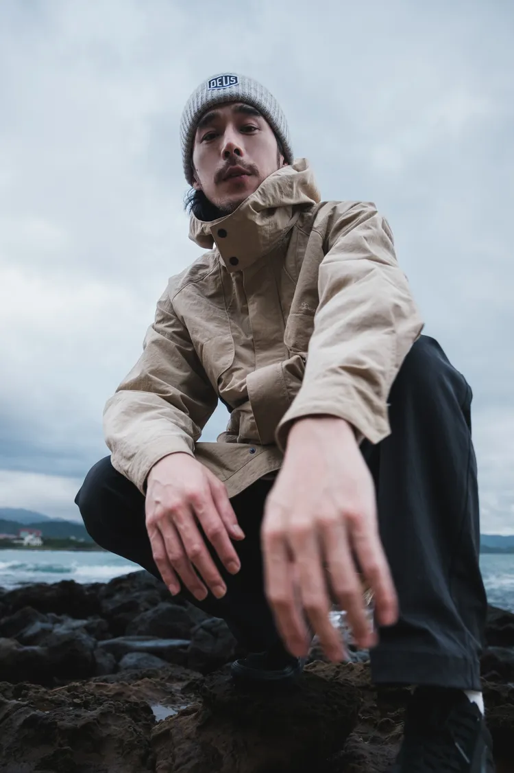 黃騰浩和Deus Ex Machina首度合作。DEUS TAIWAN提供