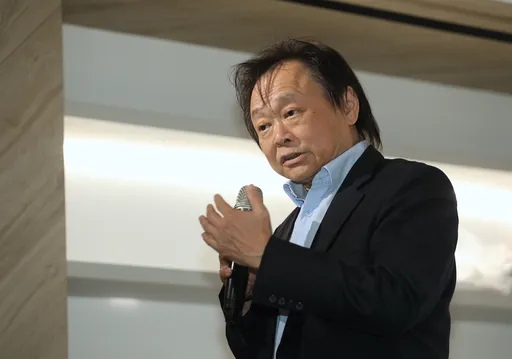 王鴻薇「反黑」緊咬黃承國　王世堅忍不住嗆藍「好人一大堆一起幹壞事」