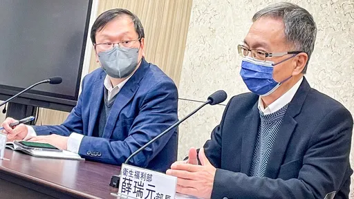 對撞郭台銘！薛瑞元曝BNT上海復星近日推銷內幕　「郭董說詞也太類似」