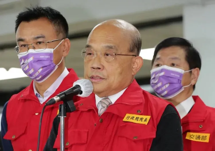 行政院長蘇貞昌今鬆口說，1800億元可透過發現金方式與全民共享。行政院提供