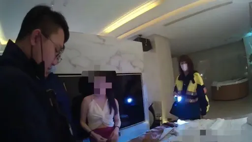 火辣女遇警臨檢嬌喊這人是老公　糗！喊不出名露餡讓她藏毒遭逮