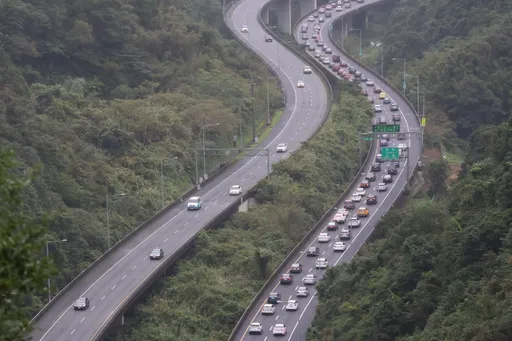 明湧現北返車潮 初四國道8地雷路段一次看