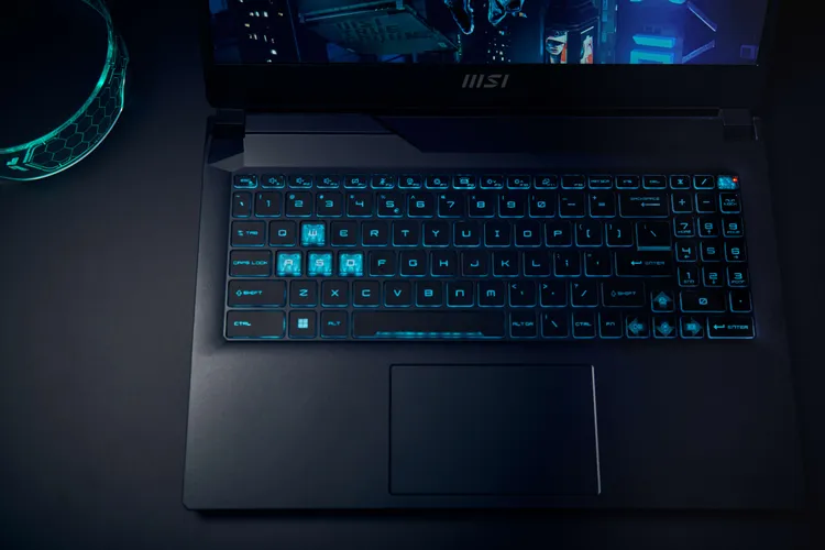 鍵盤採用未來感十足的半透明設計。業者提供