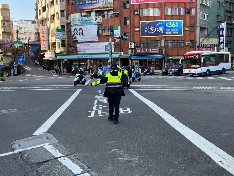 警方春節啟動交通疏導。警方提供