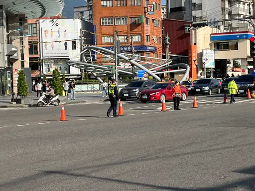 春節10天連假淡水警啟動交通疏導 籲多利用大眾交通工具避車潮