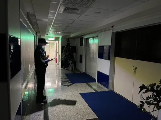桃園1外語補習班無預警停課 逾200學員受害!組自救會提告負責人