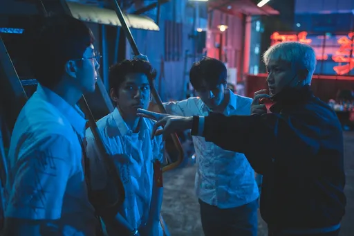 柯震東嚴重破相「積極治療中」 執導新片《黑的教育》上映日確定