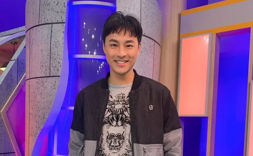 孙其君自爆初恋吹小喇叭 搭校车睡著被吻醒