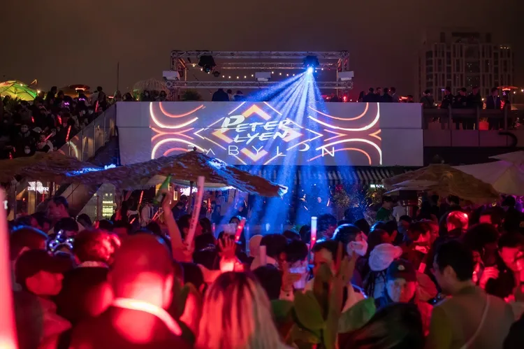 過年期間信義區酒吧仍不打烊。Babylon Taipei提供