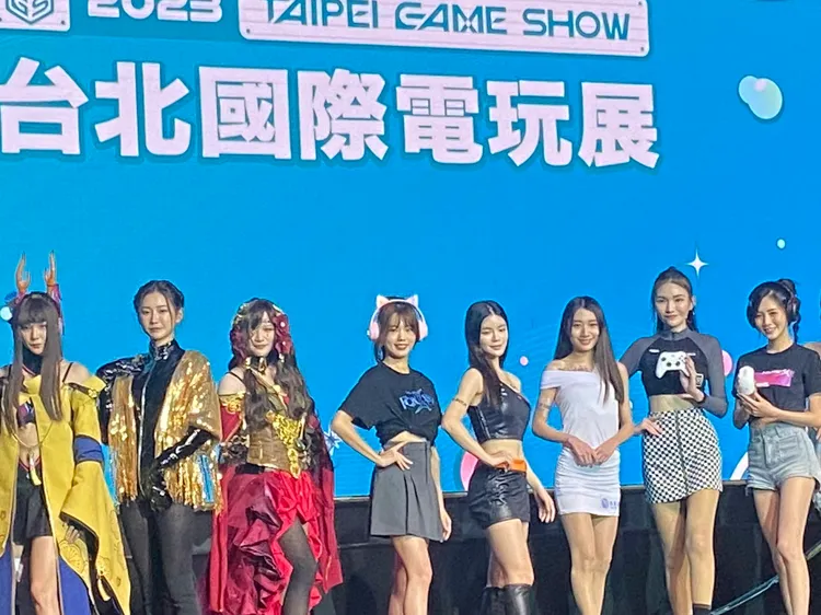 2023台北電玩展各家遊戲showgirl吸睛。 陳揚盛攝