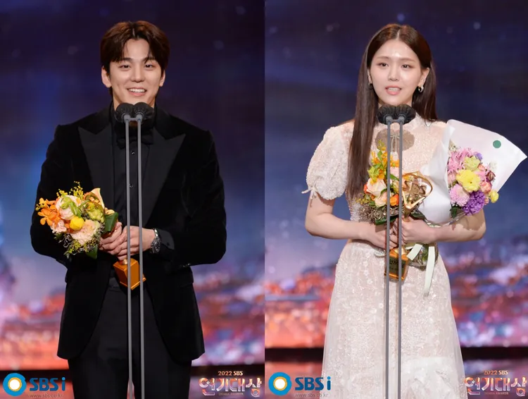 《社內相親》金旻奎（左圖）、《前緣律師》金智恩奪優秀男女演員獎。翻攝SBS