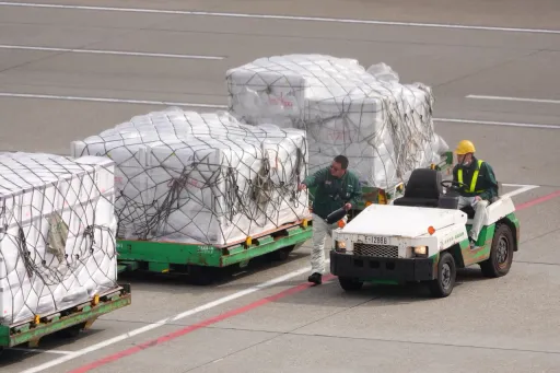 桃勤放話春節罷工　勞團力挺！「相信民主就該支持勞工投票結果」