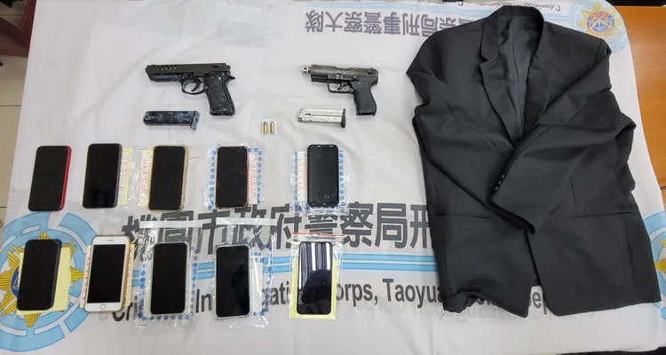 警方起械槍械。桃園市刑大提供