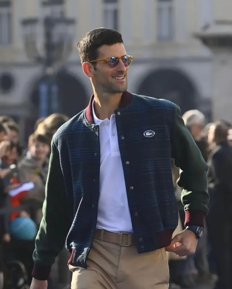 喬克維奇在私下穿搭中，同樣能窺見宇舶Big Bang Meca-10藍陶瓷腕錶的存在。翻攝djokernole IG