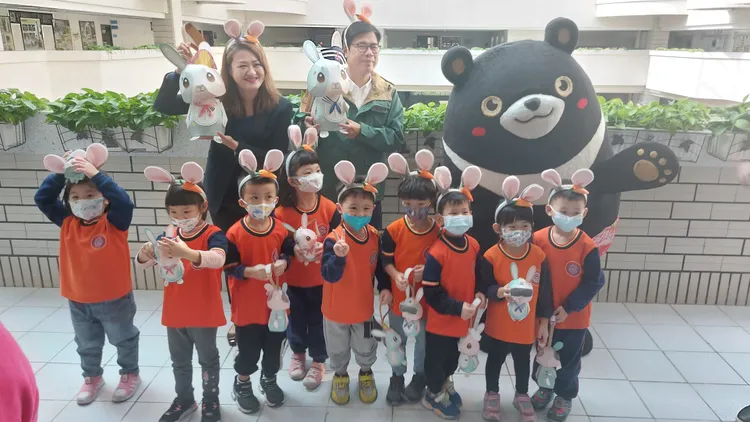 小兔提燈將在1月26日下午5點30分在蓮池潭發放。凃建豐攝