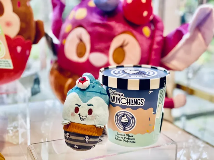 「迪士尼 Munchlings系列」今年1月全新上架的香氛毛絨玩偶Fruity Finds系列與Garden Goodness系列。曾仲葳攝