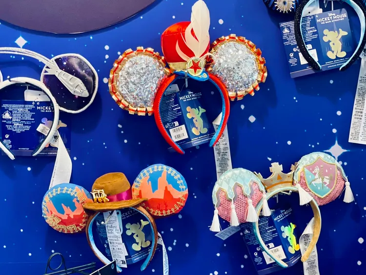 「米奇收藏家」全系列共12款產品。曾仲葳攝