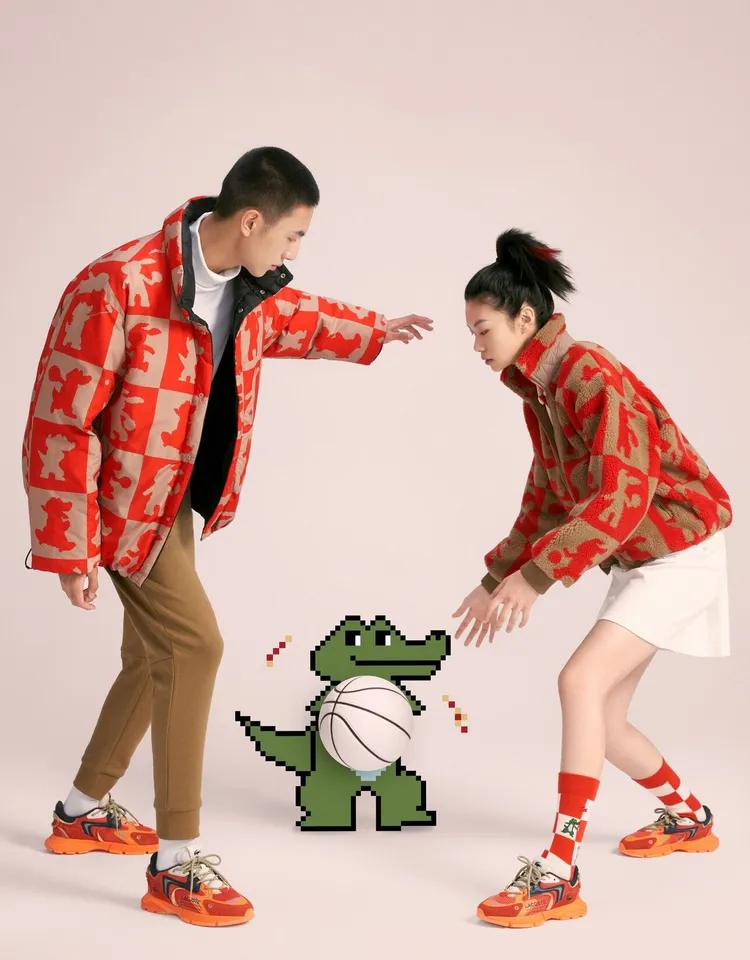 2023兔年新春系列展以趣味的萌兔型鱷組合，營造出動感年輕活力。品牌提供