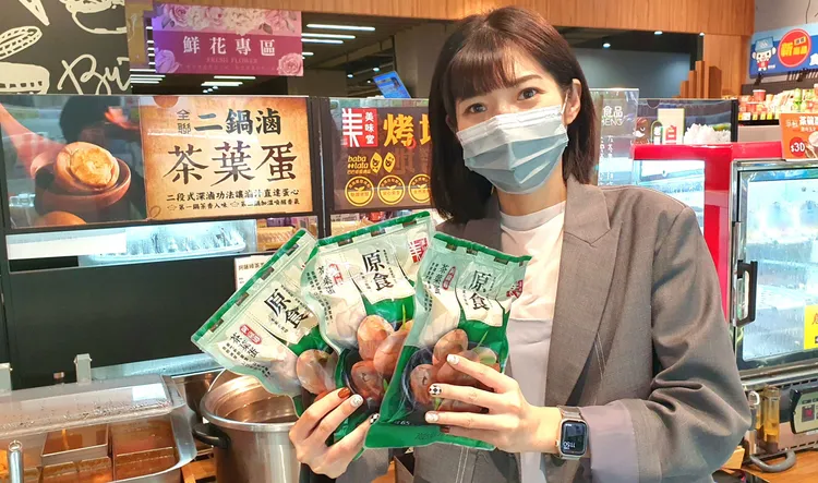 全聯販售袋裝6入阿薩姆茶葉蛋，一袋65元，平均1顆11元。業者提供