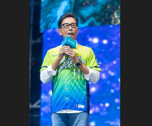 20大富豪|蔡明忠打造台灣最大媒體金融集團 為防疫險公開致歉