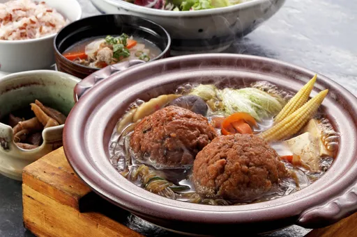 餐饮集团齐下日式料理各品牌 齐推推异国风年菜