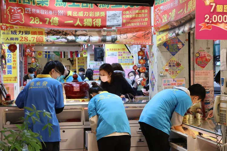 春節大紅包還有237組未開出。示意圖，鄭孟晃攝