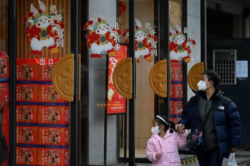 中國虎年寶寶跌破千萬大關 多地撒錢兔年催生