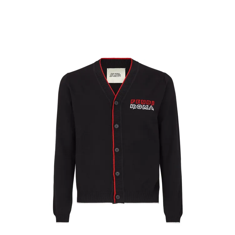 FENDI新春限定系列針織開襟衫，3萬5900元。品牌提供