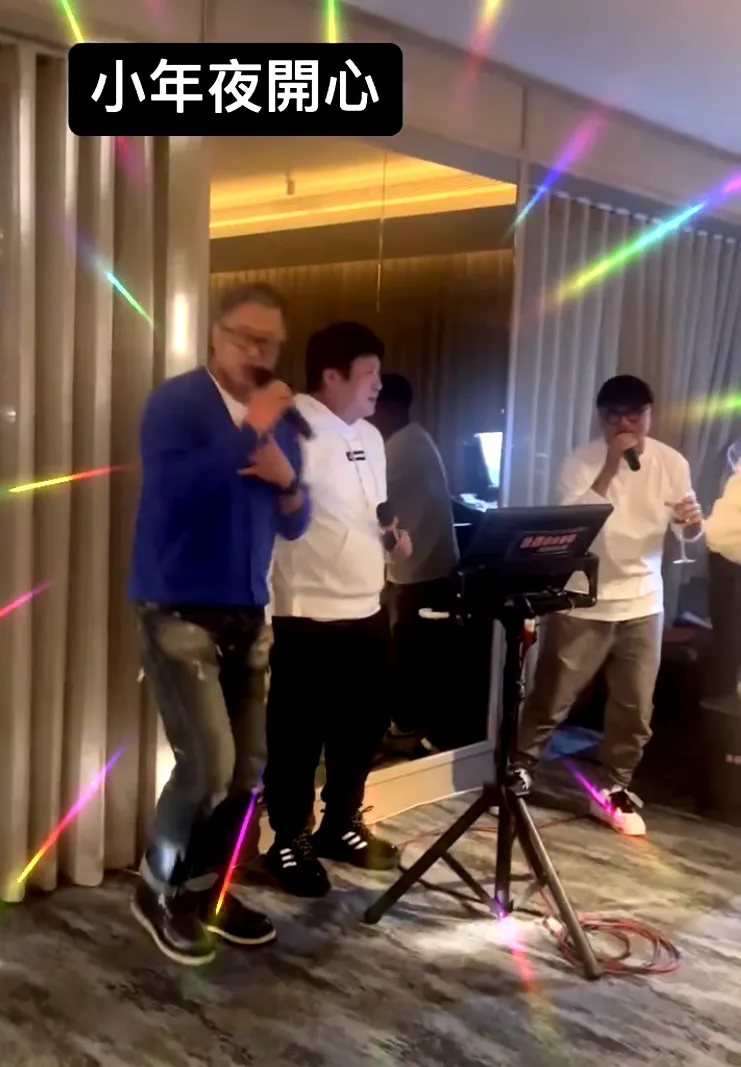 胡瓜、王偉忠、小馬3人高歌。翻攝MiMi IG