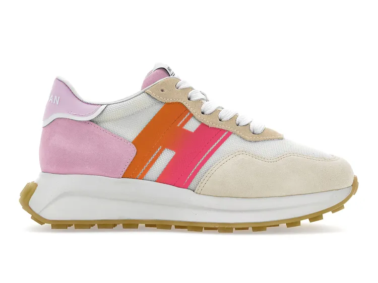 H641粉紅漸層磨面皮革休閒鞋，2萬3500元。品牌提供