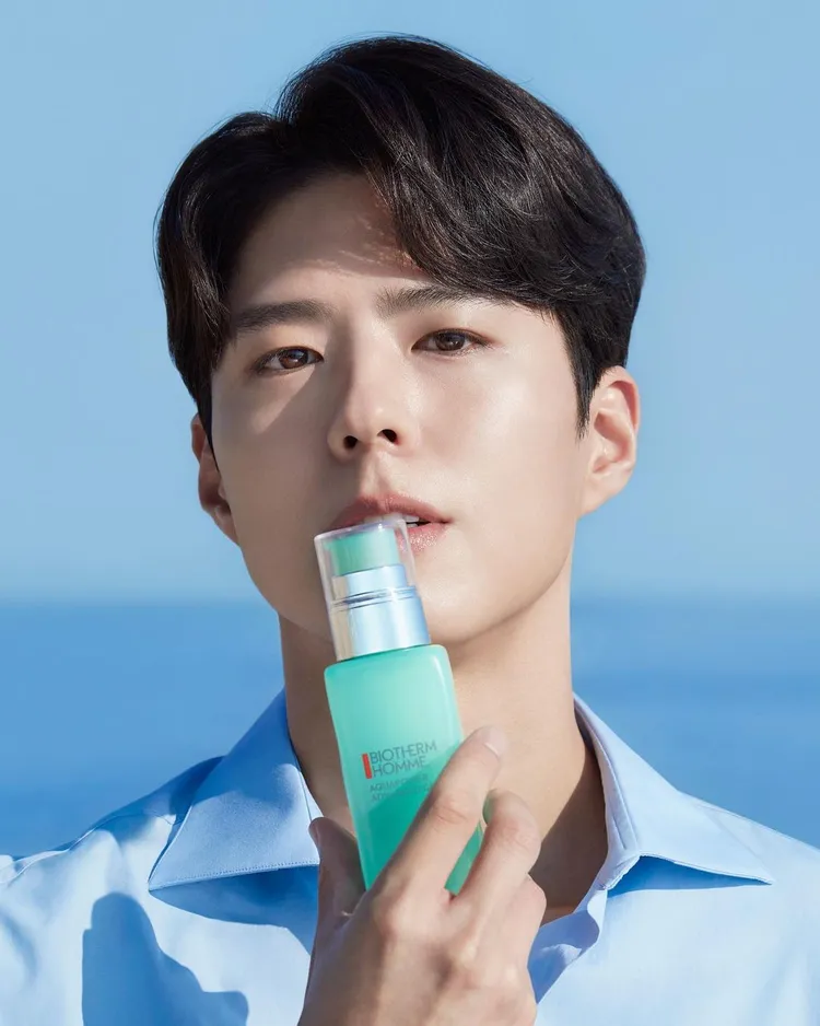 朴寶劍自認最有魅力之處就是「長得帥」，還稱眼、嘴、鼻都長得好看。翻攝biotherm.kr IG