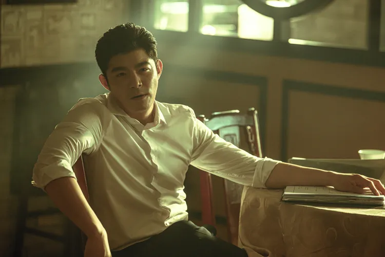 王柏傑演社會線記者。Disney+提供