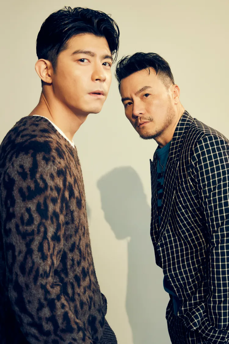 王柏傑（左）和李銘忠都有穩交女友卻不急著結婚。Disney+提供