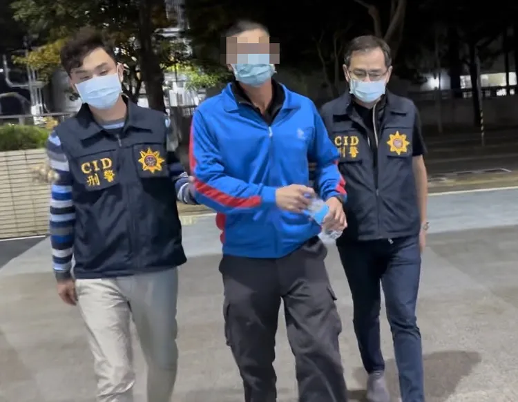 警方今晚9時許逮捕涉案的王姓男子。讀者提供