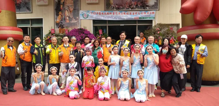 鹽水武廟花菓盆栽展熱鬧開幕。市府提供