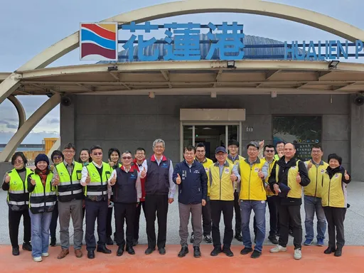 蘇花公路斷靠陸海空疏運 航港局完成任務:3天載破1200人車