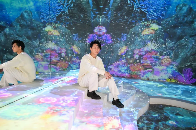 柏霖喜歡水肺潛水和滑水。寬宏藝術提供