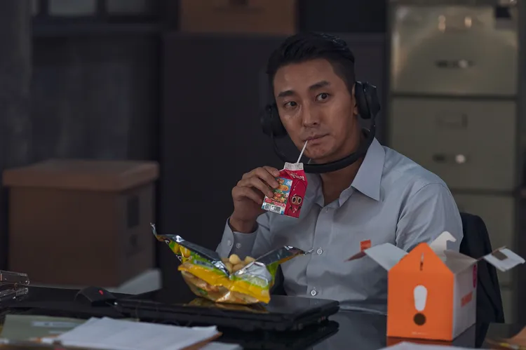 朱智勛自認沖完澡和喝很多酒後最帥。車庫娛樂提供