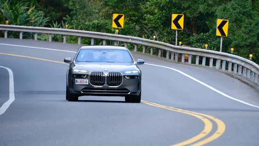 壹蘋試駕｜BMW全新7系列大改款　舒適更甚大S操控依舊一把罩