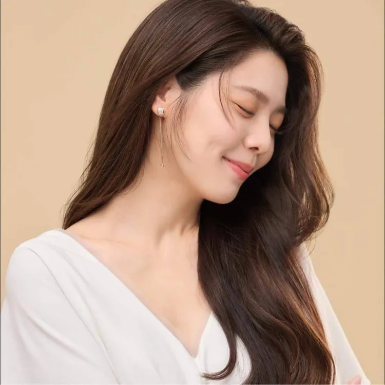 白家綺臉書湧進排山倒海負評。翻攝白家綺臉書