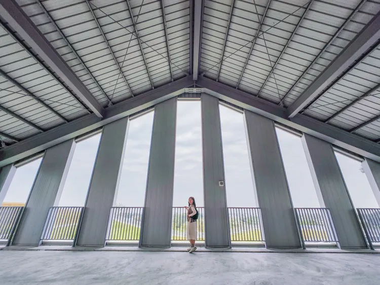 建築由台灣的都市里人和荷蘭的MVRDV事務所設計。田欣雲攝