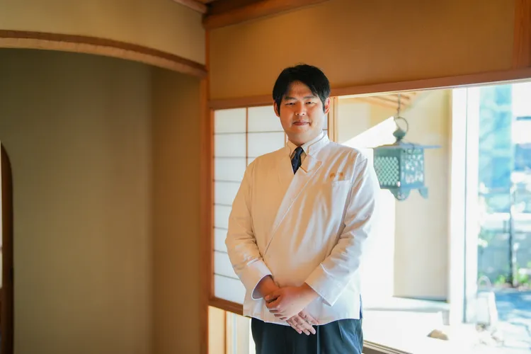 「醍醐」第四代料理長野村祐介曾學習法式料理，之後繼承家業，傳承精進料理。田欣雲攝