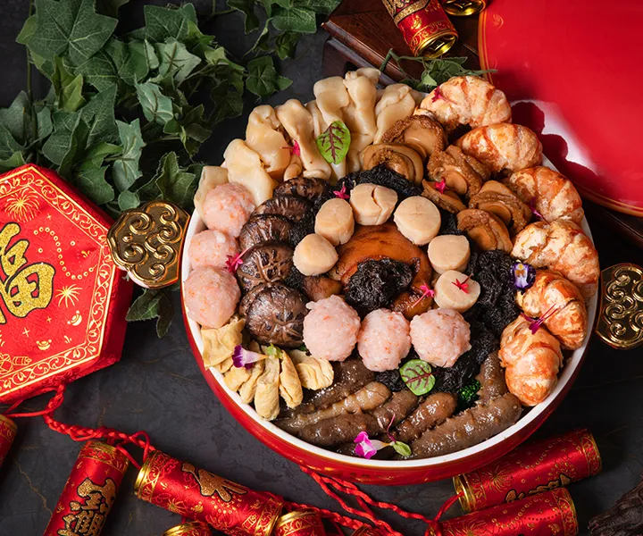 台北遠東香格里拉連續5年獲得米其林推薦的香宮粵菜餐廳推出彭湃廣東盆菜外帶15,888元。業者提供