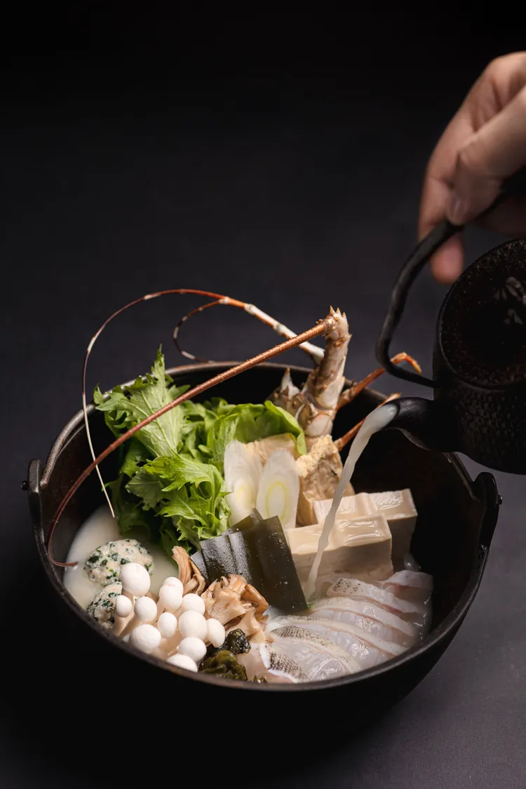 野菜石斑膠原鍋。業者提供