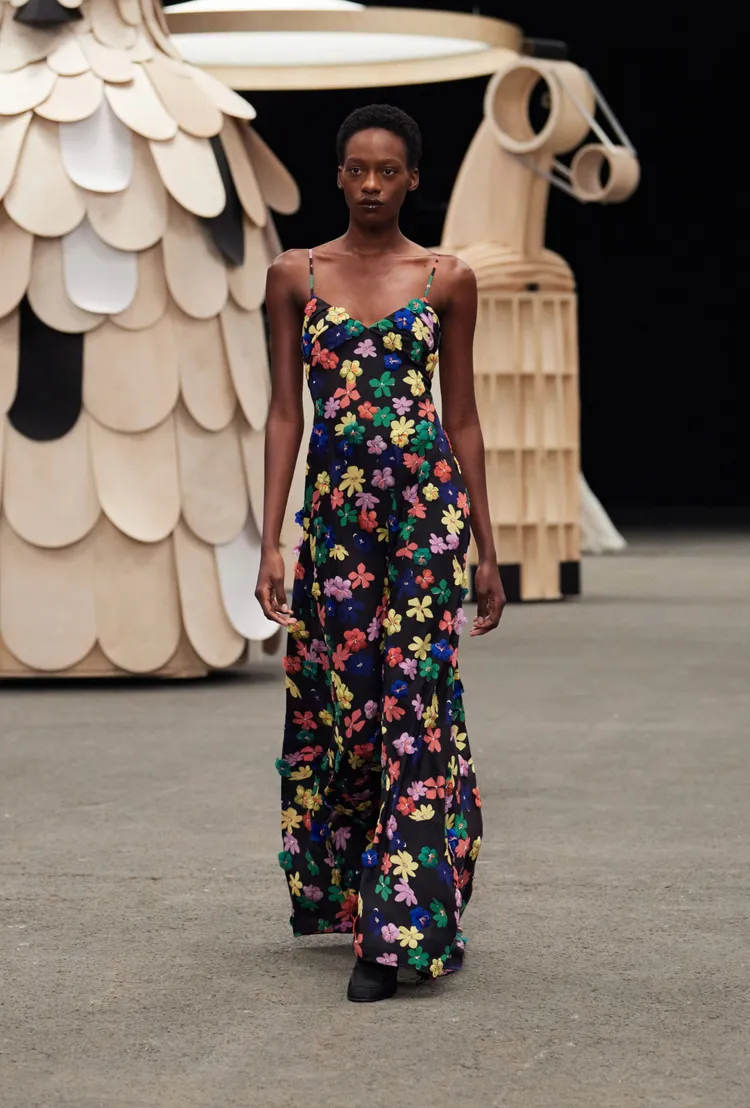 香奈兒2023春夏高級訂製服系列。品牌提供