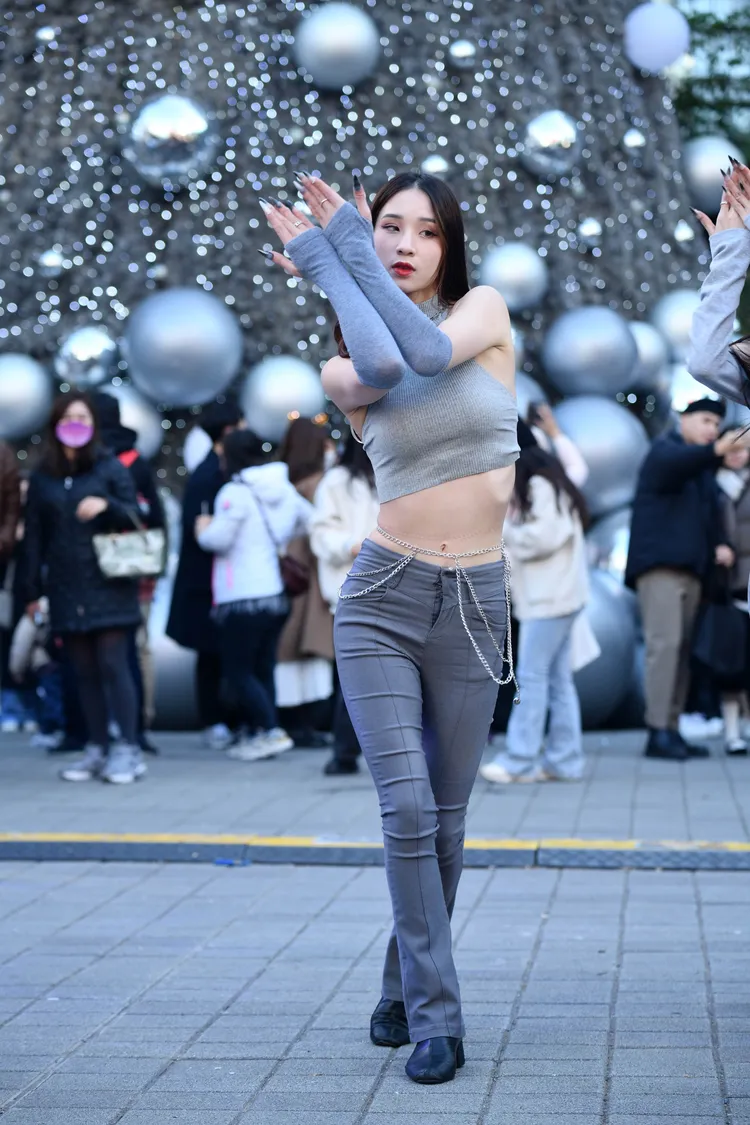 練舞中的敏敏散發出迷人光彩。彭欣偉攝